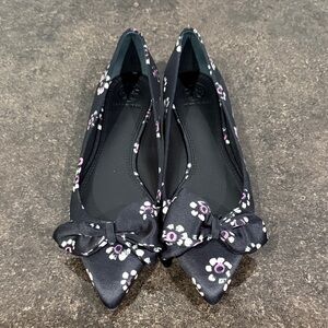 Tory Burch Rosalind Black Floral Print Pointed Toe Flats Size 7M
